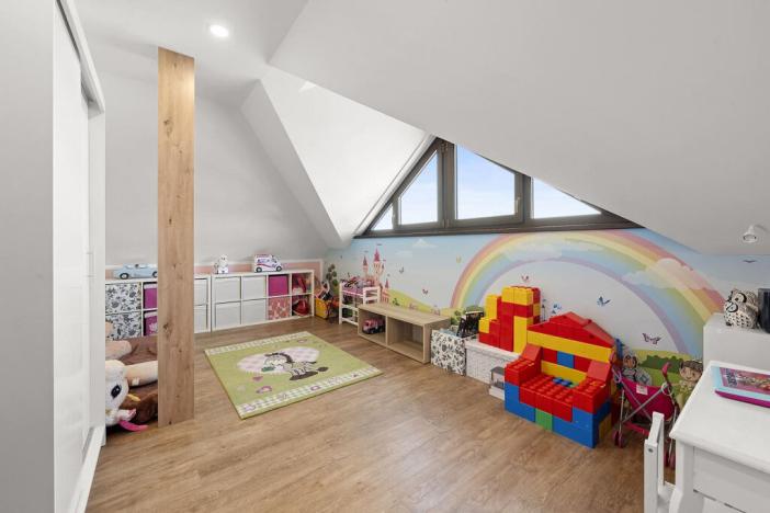 Prodej rodinného domu, Hrádek, 281 m2