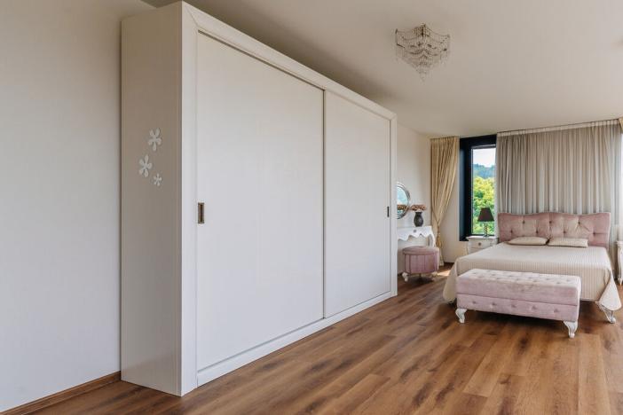 Prodej bytu 4+kk, Karlovy Vary, Pražská silnice, 155 m2