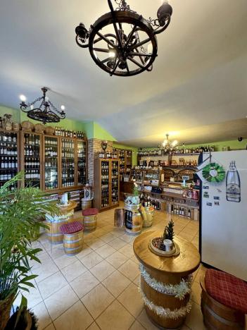 Pronájem restaurace, Turnov, náměstí Českého Ráje, 120 m2