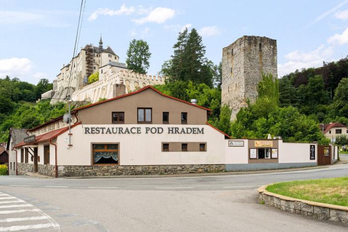 Prodej restaurace, Český Šternberk, 480 m2