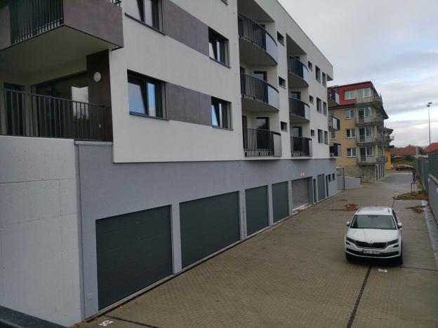 Prodej bytu 2+kk, Třeboň - Třeboň II, Lázeňská, 64 m2