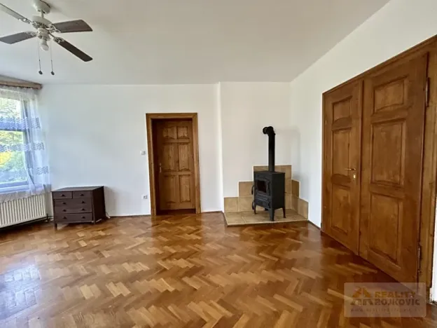 Prodej vily, Broumov, třída Masarykova, 360 m2