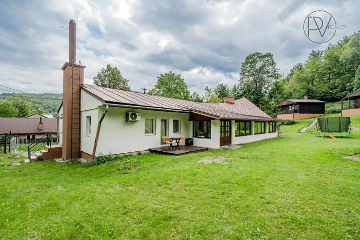 Prodej ubytování, Řeka, 250 m2