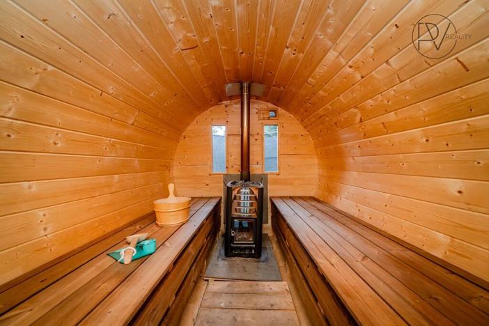 Prodej ubytování, Řeka, 250 m2