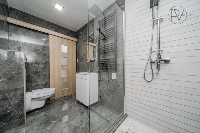 Prodej ubytování, Řeka, 250 m2