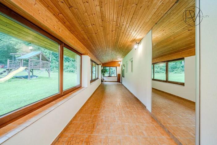 Prodej ubytování, Řeka, 250 m2