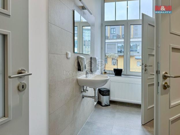 Pronájem kanceláře, Liberec - Liberec V-Kristiánov, 8. března, 14 m2