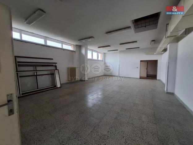 Pronájem obchodního prostoru, Čestice, 484 m2