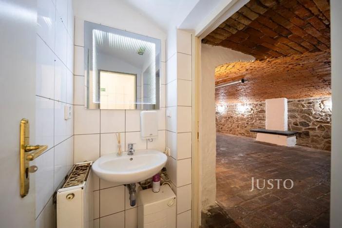 Prodej restaurace, České Budějovice, nám. Přemysla Otakara II., 103 m2