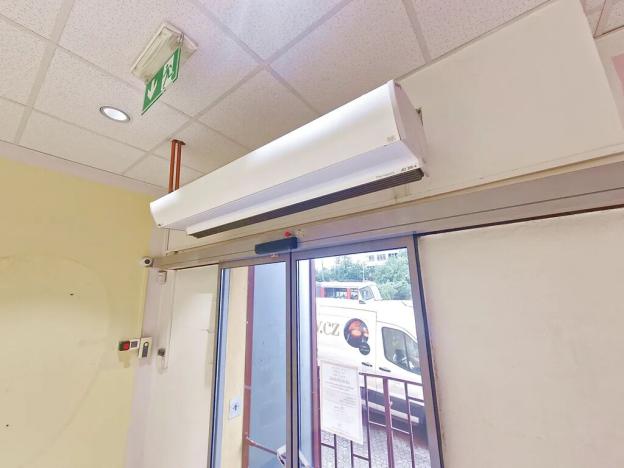 Pronájem obchodního prostoru, Praha - Libeň, Zenklova, 348 m2