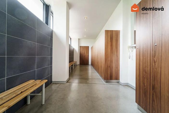 Prodej komerční nemovitosti, Orlová, Polní, 435 m2