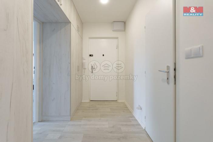 Pronájem bytu 2+1, Nová Role, 1. máje, 57 m2