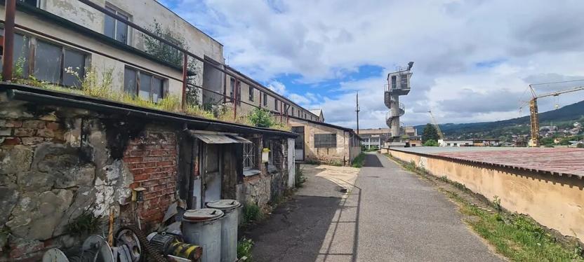 Prodej skladu, Děčín, Vítězství, 12815 m2