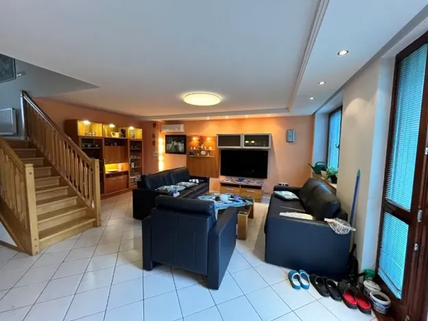 Prodej rodinného domu, Jaroměřice nad Rokytnou, 220 m2