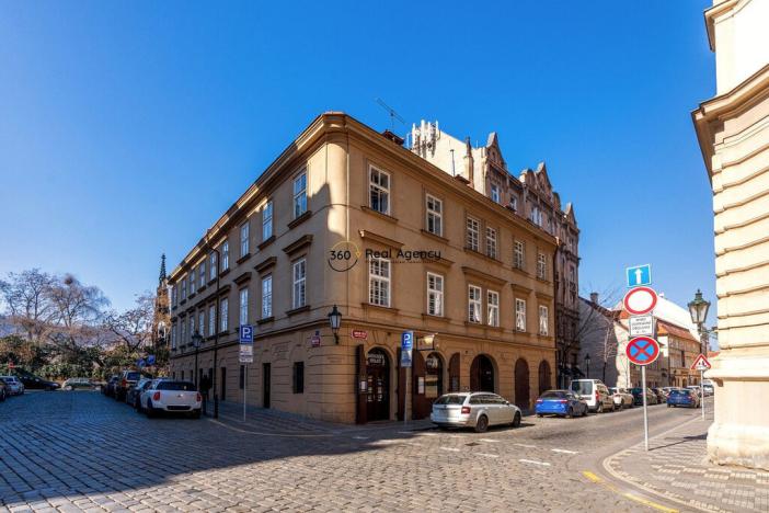 Prodej bytu 2+1, Praha - Staré Město, Karoliny Světlé, 47 m2