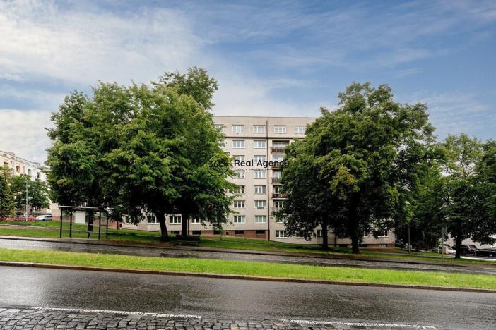 Prodej bytu 2+1, Praha - Břevnov, Pod Královkou, 50 m2