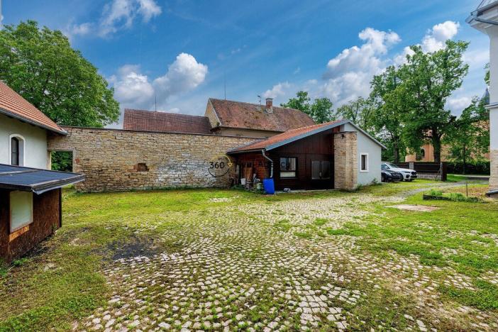 Prodej výrobních prostor, Hrušová, 1100 m2