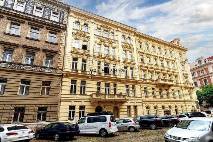 Prodej bytu 2+kk, Praha - Smíchov, Malátova, 67 m2
