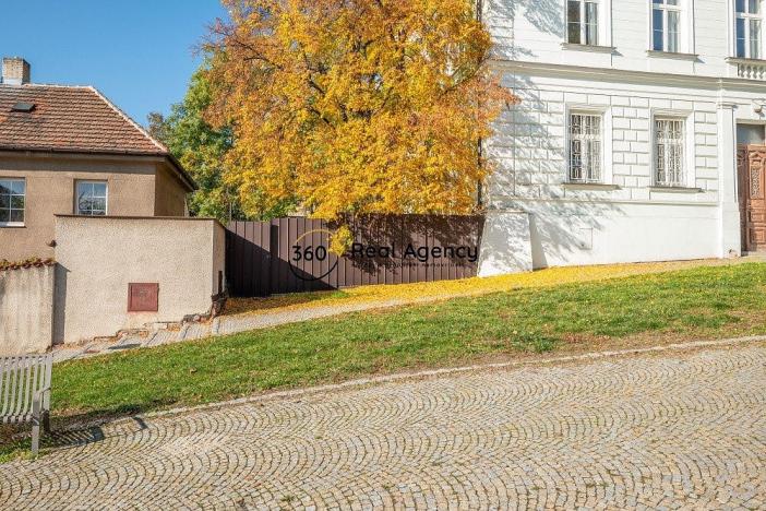 Prodej pozemku, Praha - Prosek, Na Proseku, 235 m2