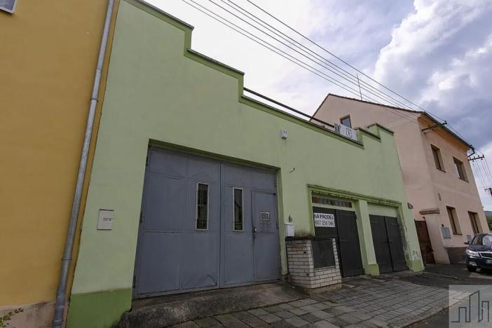 Prodej výrobních prostor, Lahošť, Švermova, 255 m2