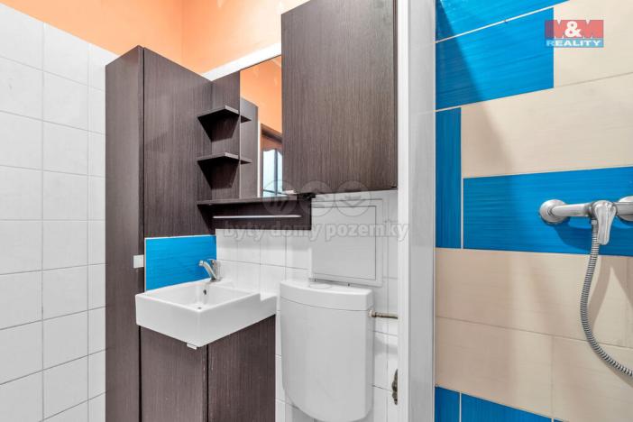 Prodej bytu 2+kk, Lázně Bělohrad, Třetí strana, 35 m2