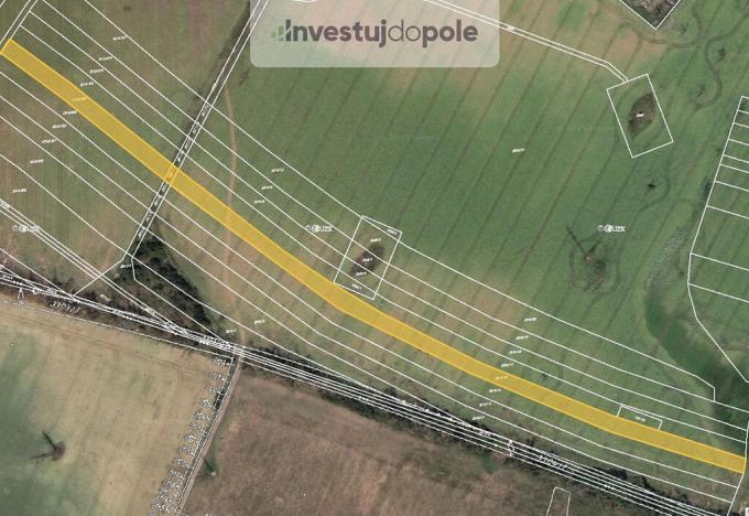 Prodej pole, Hrušky, 3162 m2