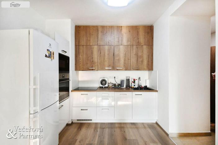 Pronájem bytu 2+kk, Plzeň - Skvrňany, Křimická, 55 m2