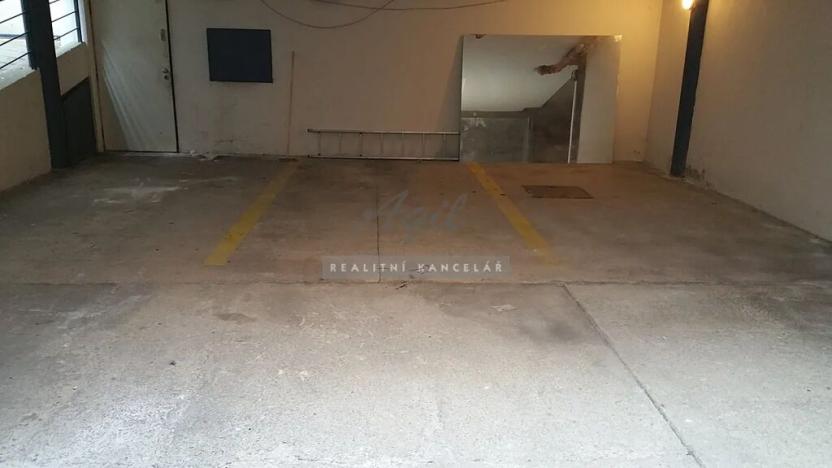 Pronájem garáže, Brno, 15 m2