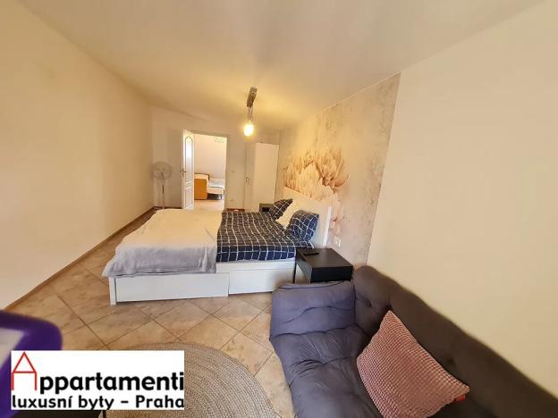 Prodej bytu 2+kk, Praha - Nové Město, V tůních, 58 m2