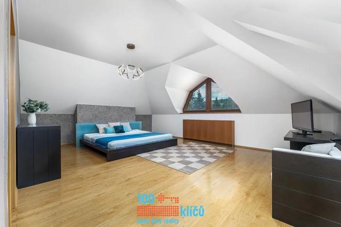 Prodej rodinného domu, Praha - Lipence, Jílovišťská, 400 m2