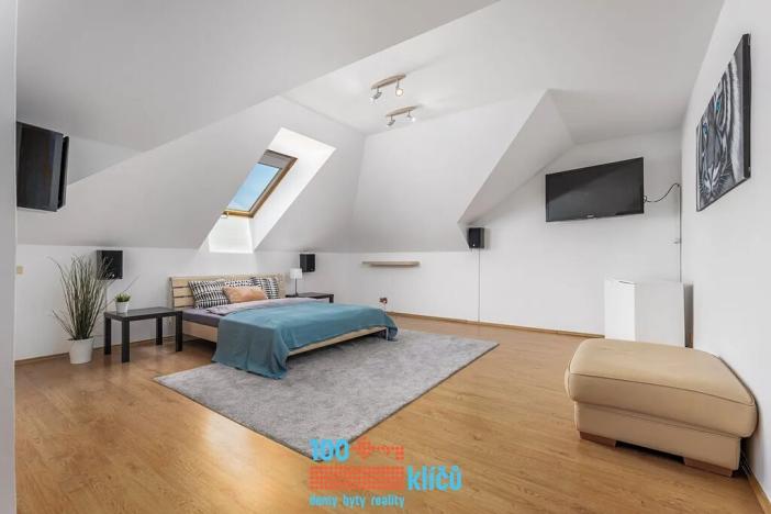 Prodej rodinného domu, Praha - Lipence, Jílovišťská, 400 m2