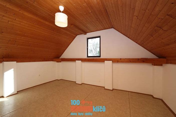 Prodej rodinného domu, Klučov, 251 m2