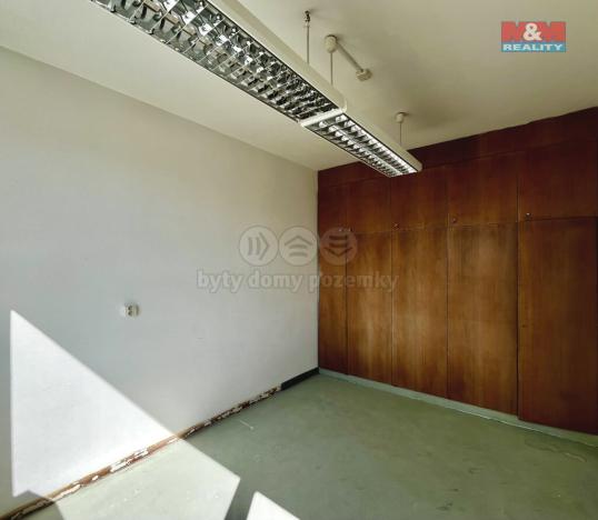 Pronájem kanceláře, Brno, Hněvkovského, 127 m2