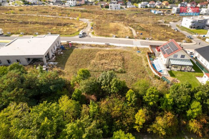 Prodej pozemku pro bydlení, Chýně, 1301 m2