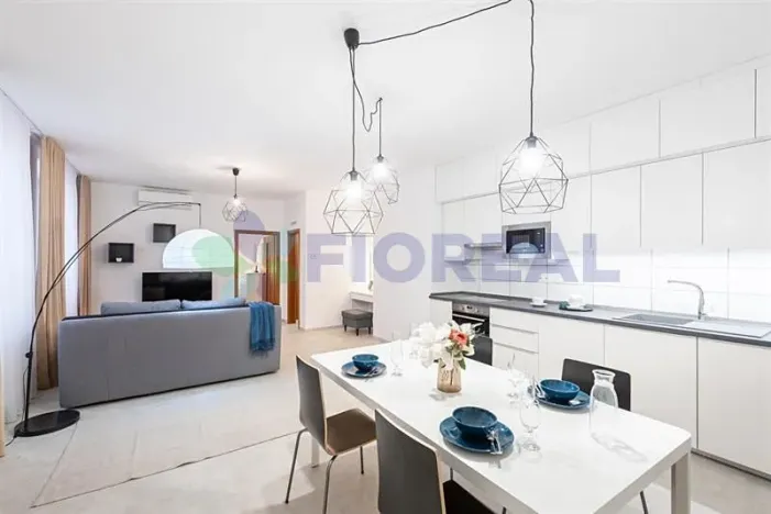 Pronájem bytu 2+kk, Praha - Nové Město, Klimentská, 62 m2