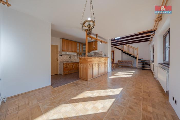 Prodej rodinného domu, Velké Karlovice - Malé Karlovice, 150 m2