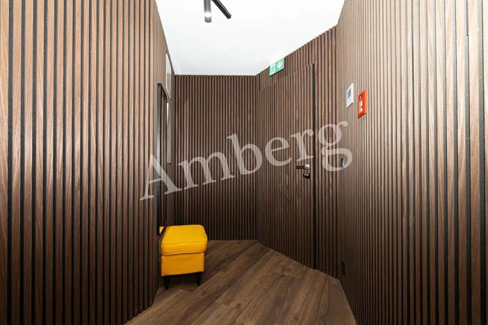 Prodej obchodního prostoru, Praha - Karlín, Karolinská, 59 m2