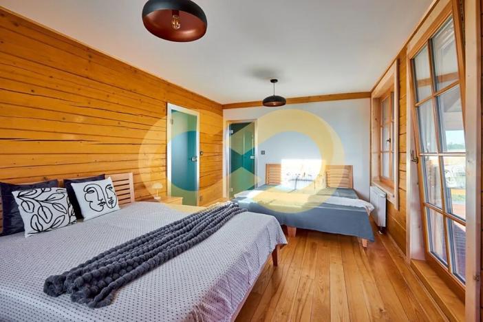 Prodej rodinného domu, Nové Hrady, Vilová čtvrť, 216 m2