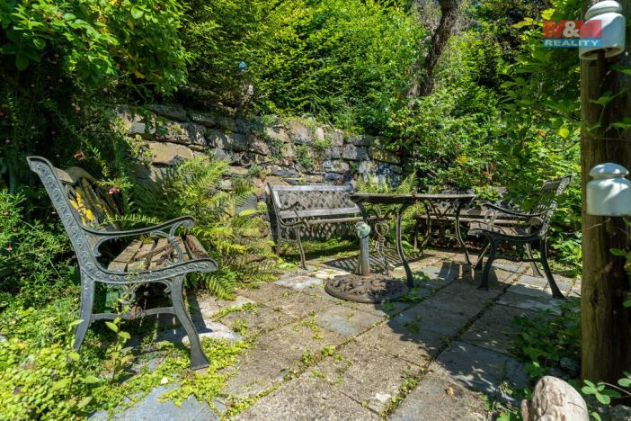 Prodej rodinného domu, Háje nad Jizerou - Loukov, 180 m2