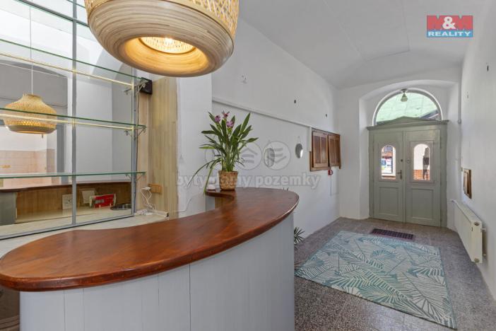 Prodej rodinného domu, Nové Hrady, 360 m2