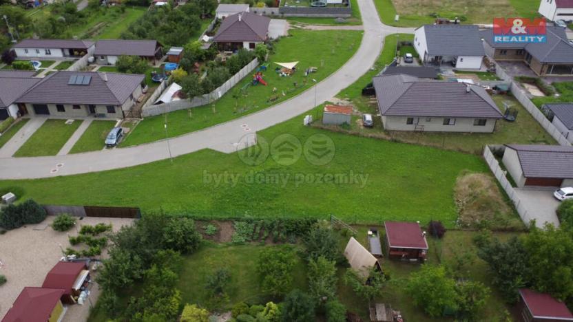 Prodej pozemku pro bydlení, Milovice, 952 m2