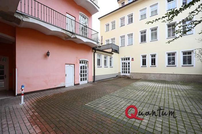 Prodej restaurace, Praha - Nusle, Slavojova, 149 m2