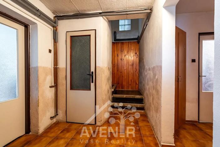 Prodej rodinného domu, Mukařov, 189 m2