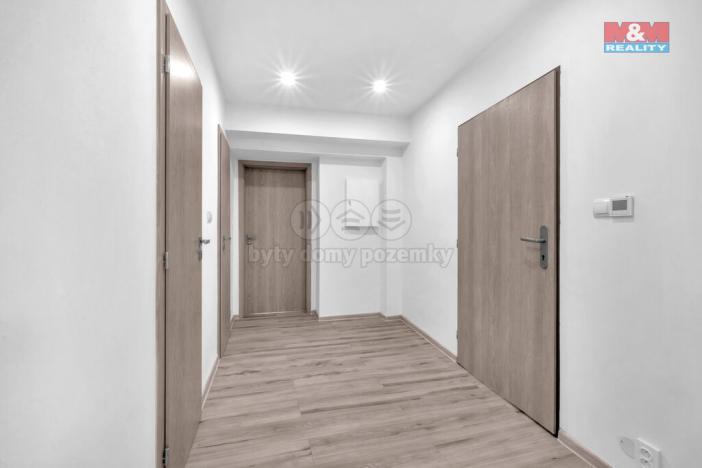 Prodej bytu 2+1, Jimramov, náměstí Jana Karafiáta, 61 m2
