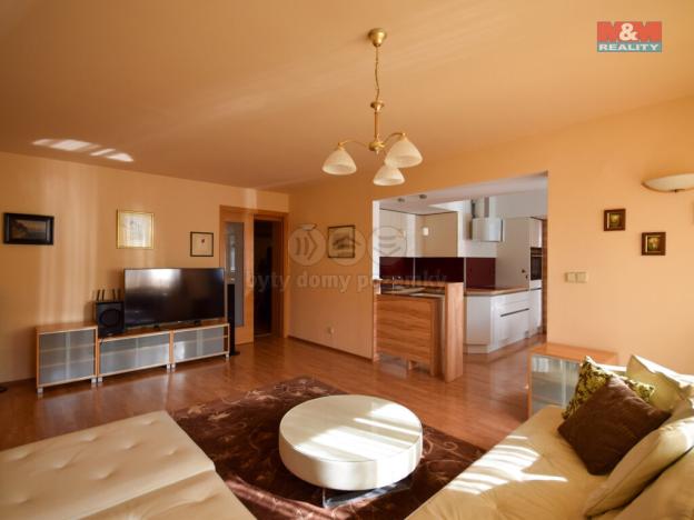 Prodej bytu 5+1, Krnov - Pod Bezručovým vrchem, Albrechtická, 160 m2