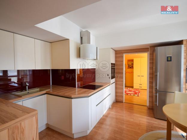 Prodej bytu 5+1, Krnov - Pod Bezručovým vrchem, Albrechtická, 160 m2