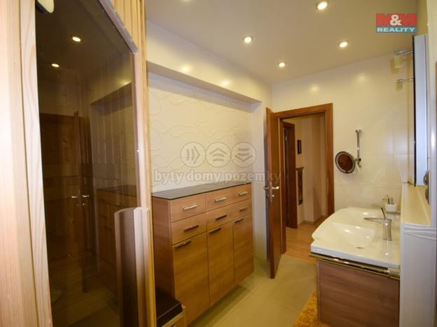 Prodej bytu 5+1, Krnov - Pod Bezručovým vrchem, Albrechtická, 160 m2