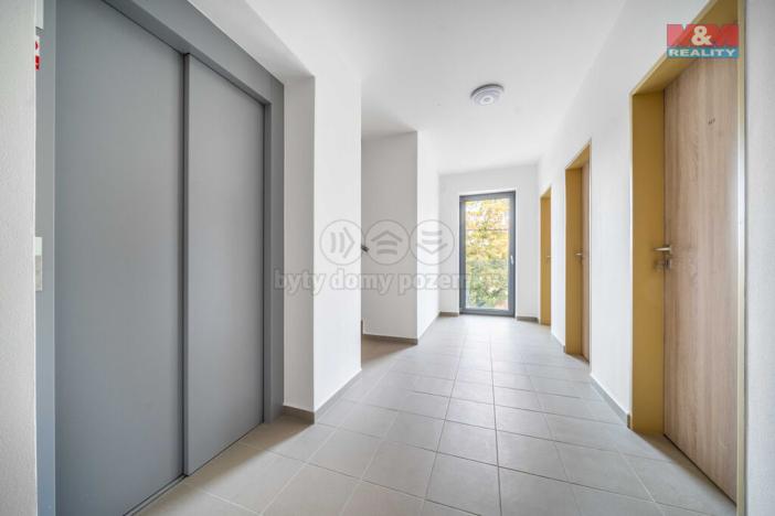 Pronájem bytu 1+kk, Třemošná, Školní, 32 m2