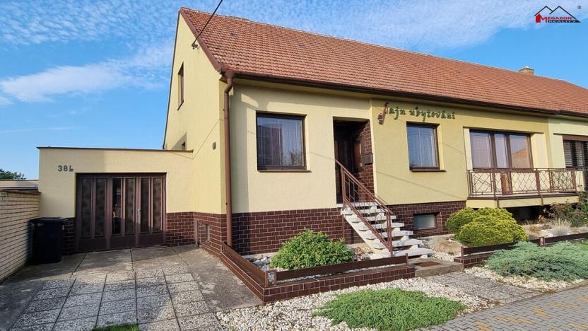 Pronájem rodinného domu, Kostice, Sadová, 135 m2
