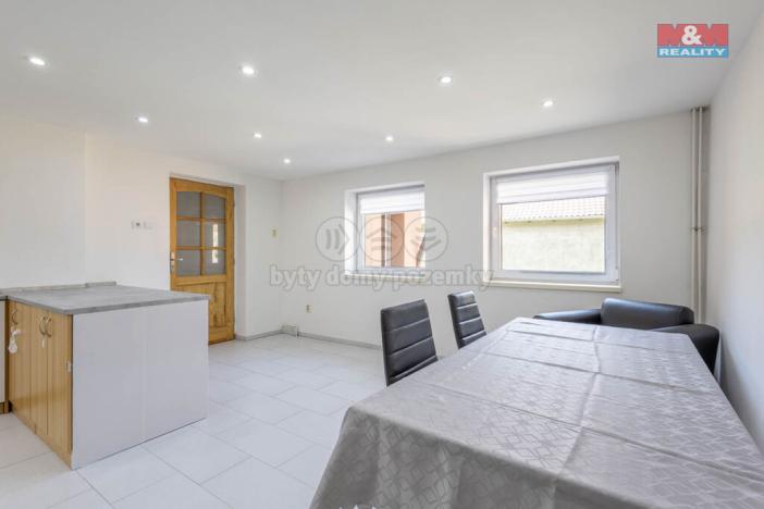 Prodej rodinného domu, Holany, 230 m2